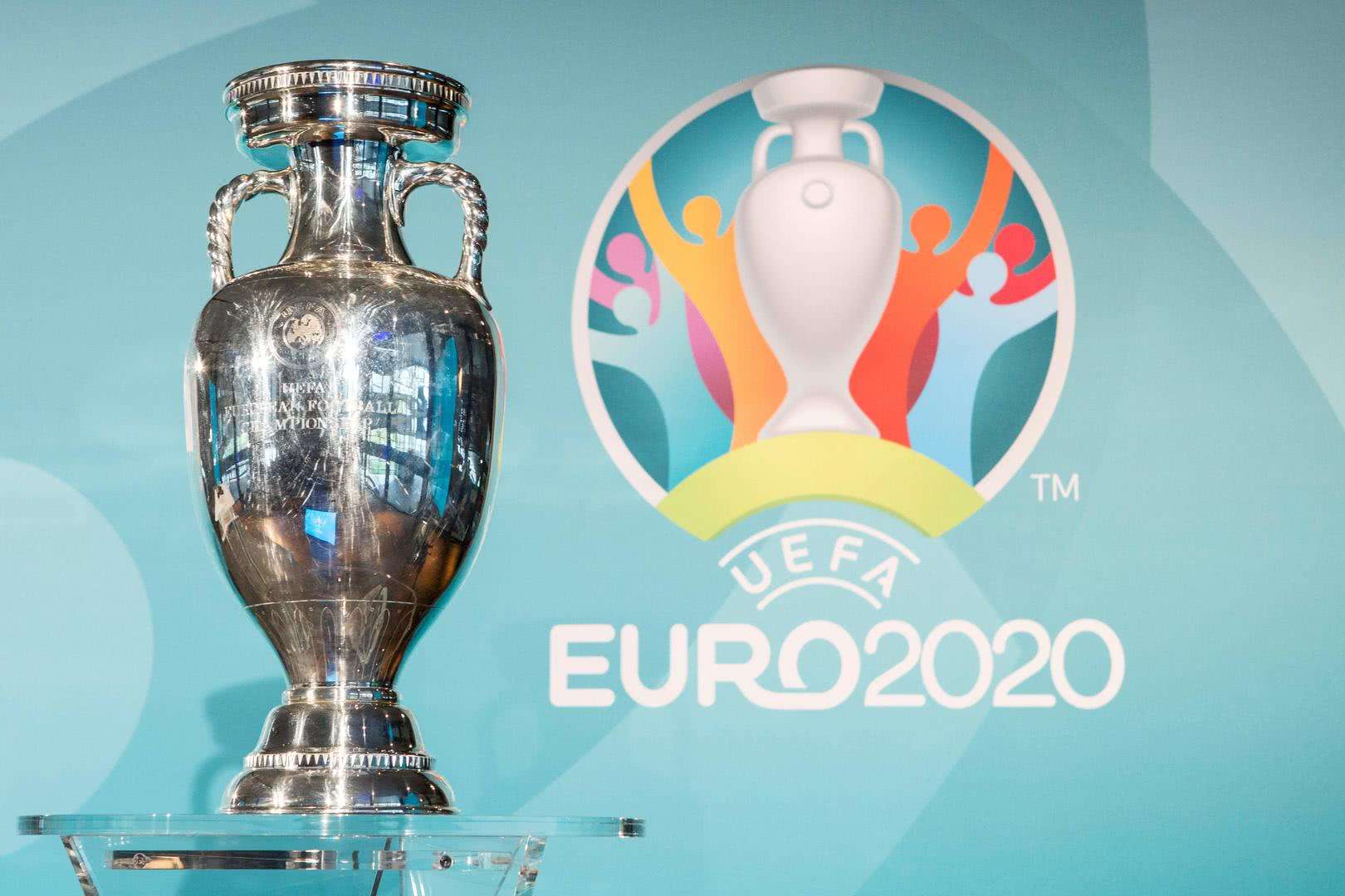欧洲杯推迟，欧洲杯推迟2022